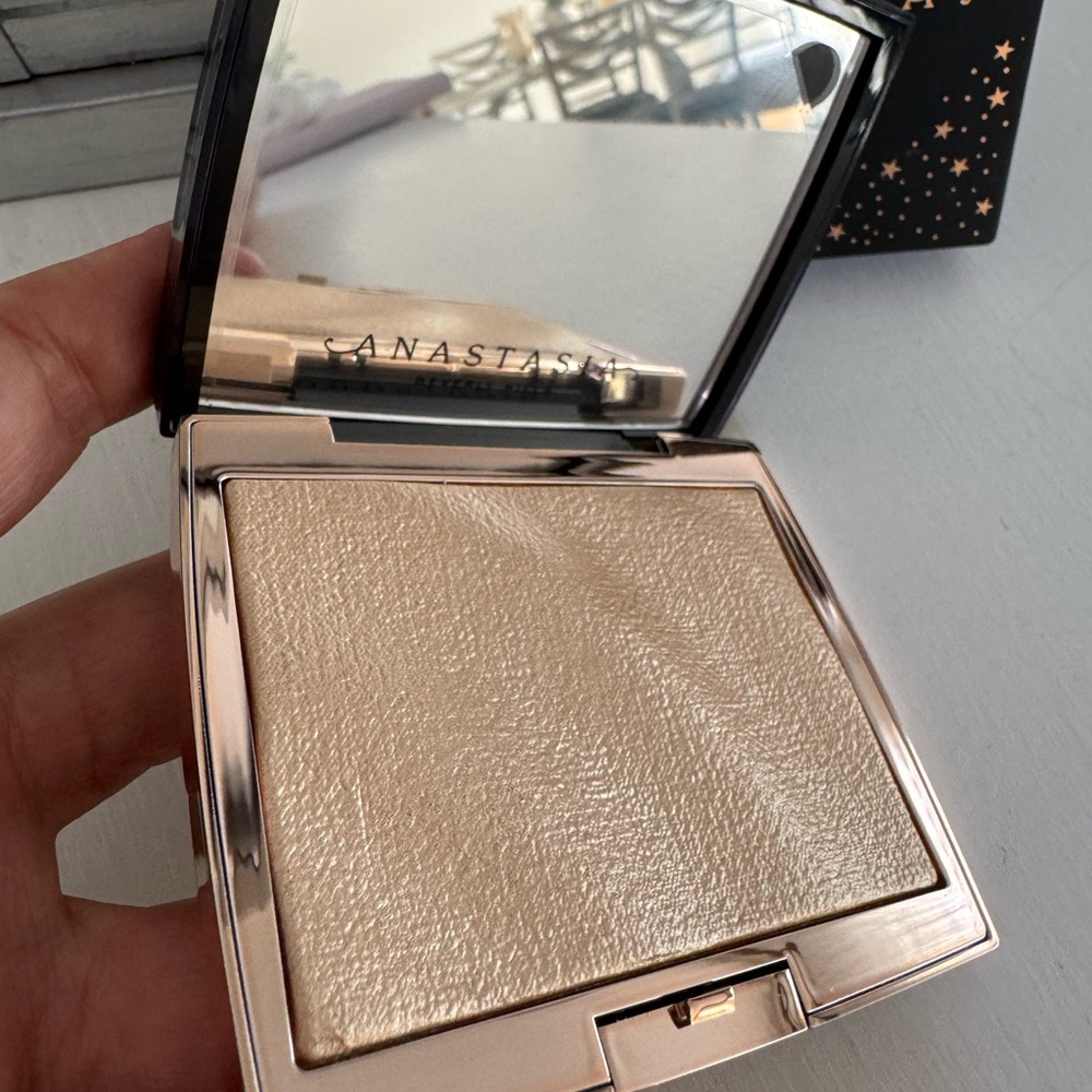 Anastasia Beverly Hills Highlighter - AMREZY - Picture 5 of 12